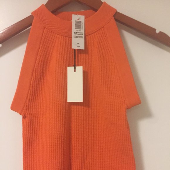 Aritzia Babaton Sculpt Knit Mockneck Halter Top, Ribbed Halter Top. - Picture 5 of 13